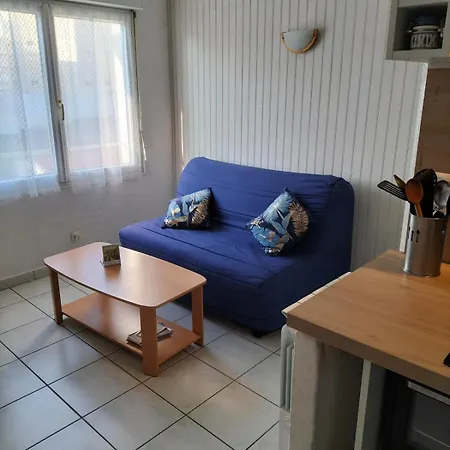 Paisible à Deux Pas De La *