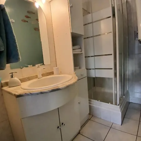 Apartment Paisible A Deux Pas De La *